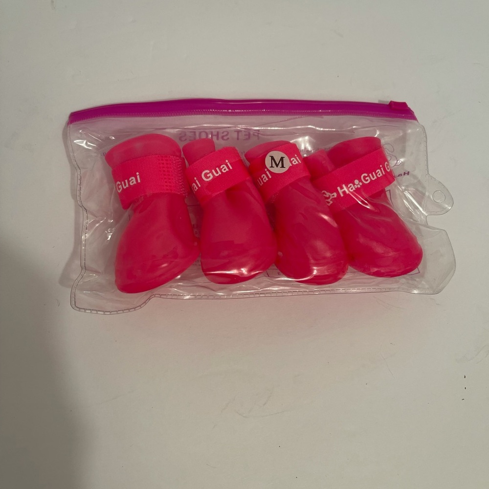 Ha Guai pet shoes, size M, Hot Pink